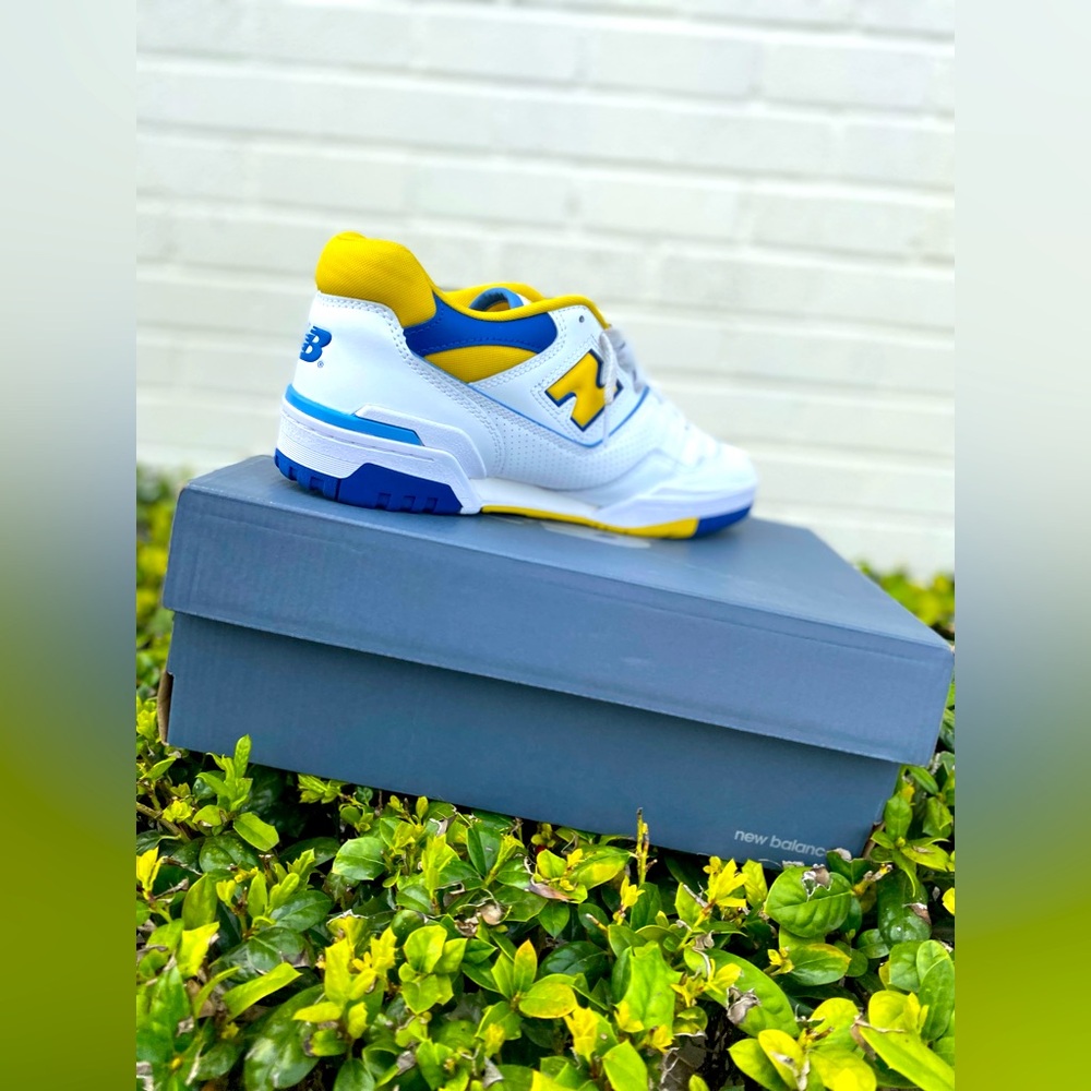 New balance 550.